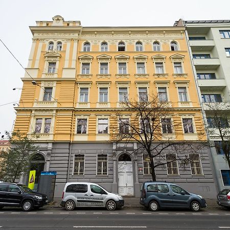 Apartment Sokolska Prag Exterior foto